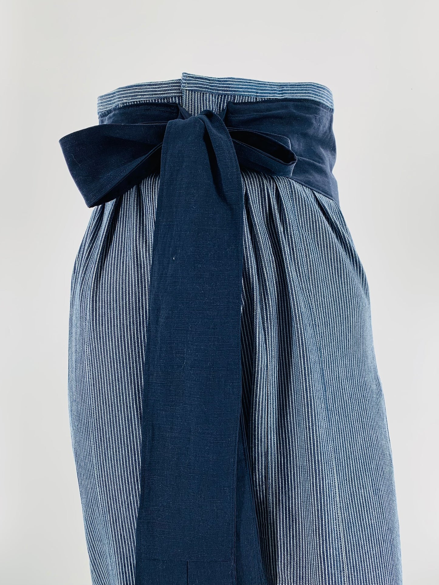 High-Waist Straight Leg  Striped Trousers w/t Wide Linen belt|